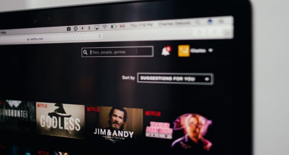 New Chrome app lets you watch Netflix with friends in different places