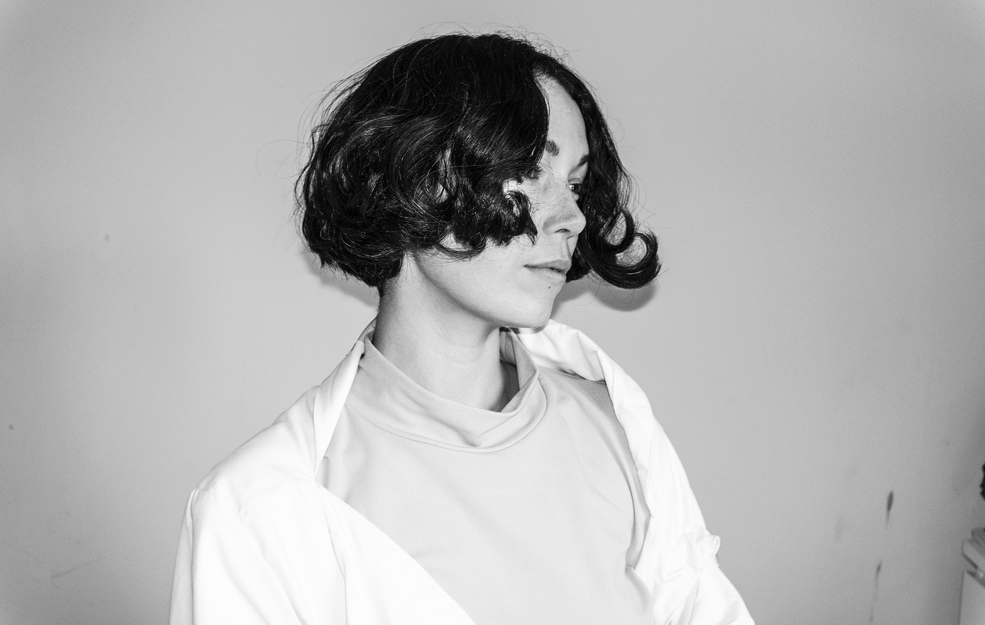 Kelly Lee Owens: “I want my music to give people the strength to not feel afraid of being alone”