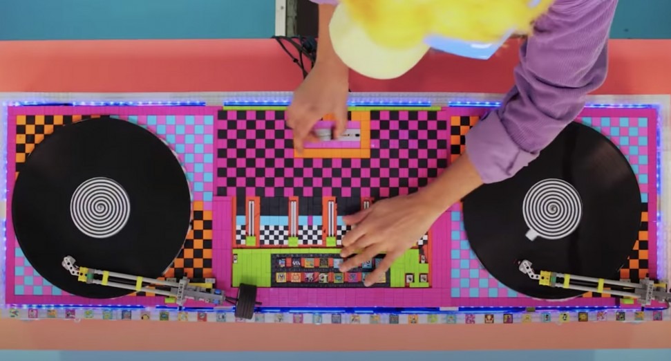 Artist designs working DJ decks made entirely out of Lego