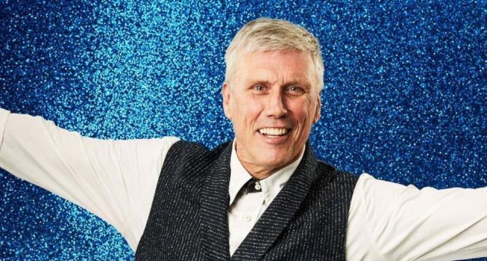 Watch The Happy Mondays’ Bez perform on Dancing On Ice to ‘Step On’