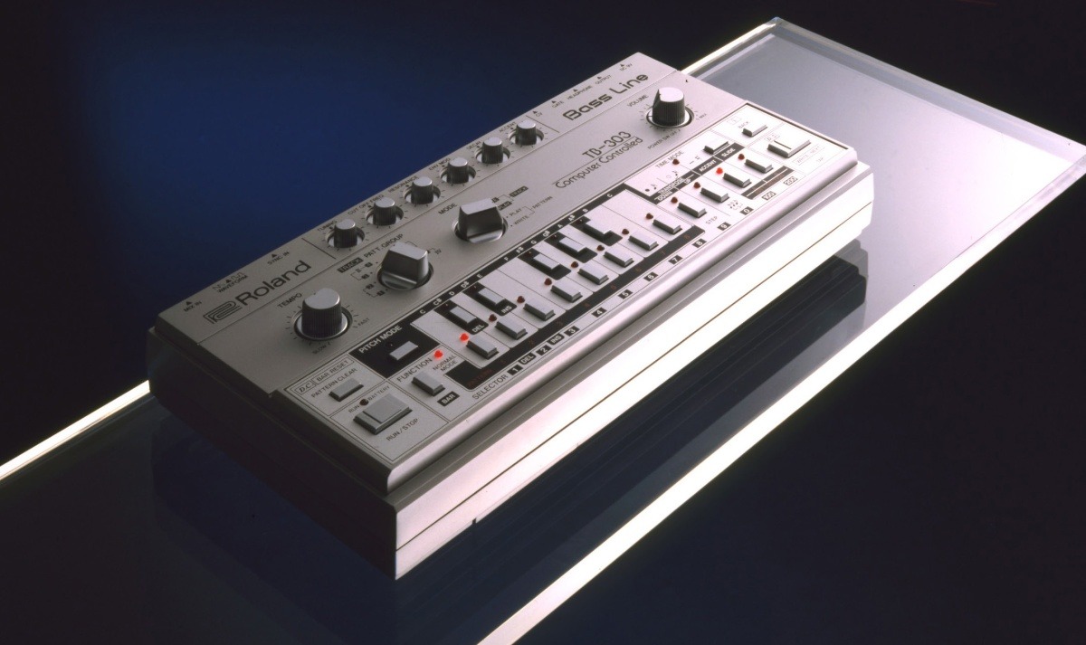 Roland launches microsite to celebrate 303 day