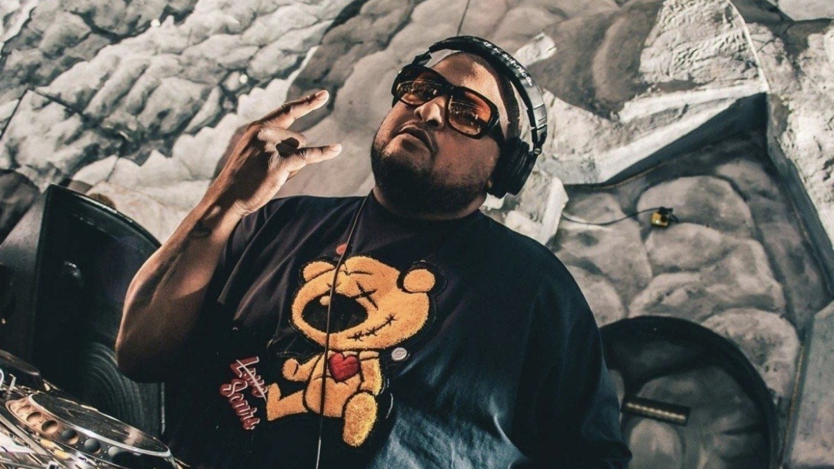 DJ Deeon in ICU due to heart infection following amputation and pneumonia