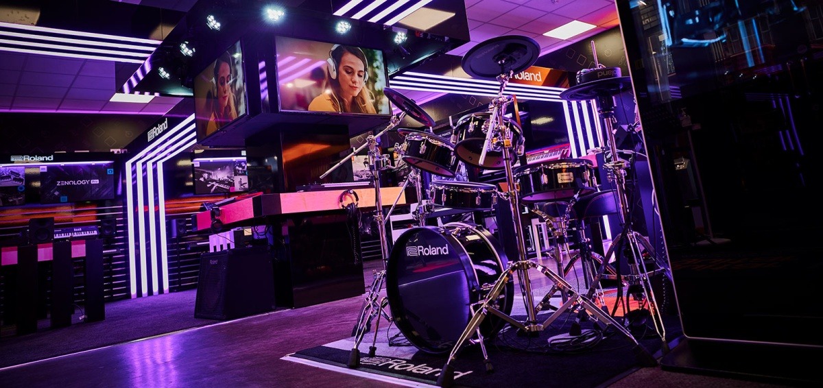 Roland opens new store and showroom in London