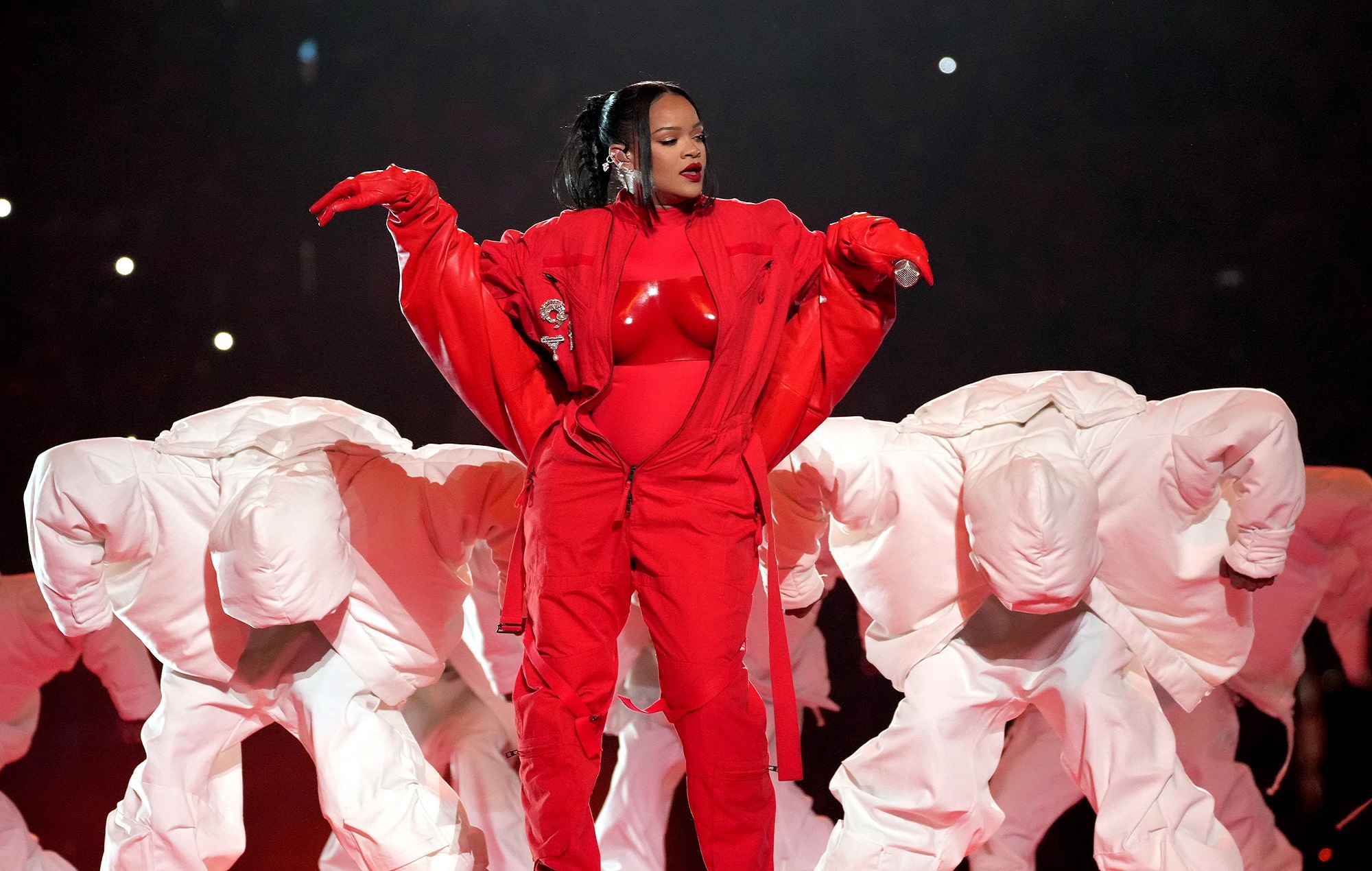 Kansas City Chiefs’ coach barred them from watching Rihanna’s Super Bowl halftime show, says quarterback