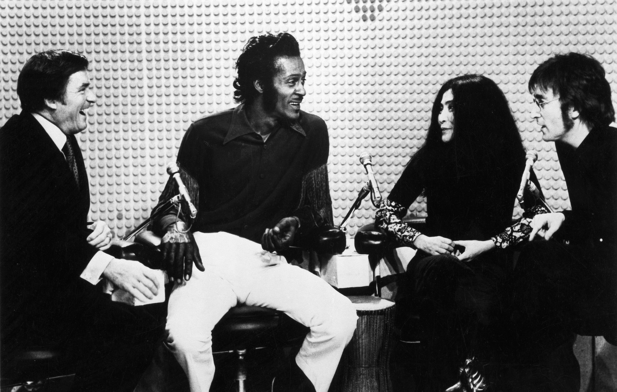 New documentary to revisit the week John Lennon and Yoko Ono co-hosted ‘The Mike Douglas Show’