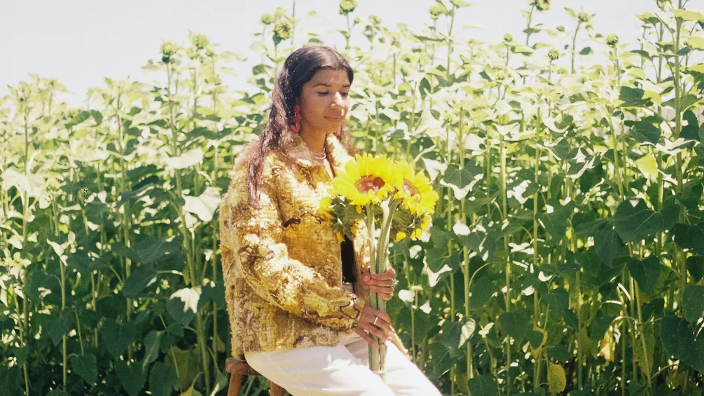 Nabihah Iqbal releases new single and video, ‘Sunflower’: Watch