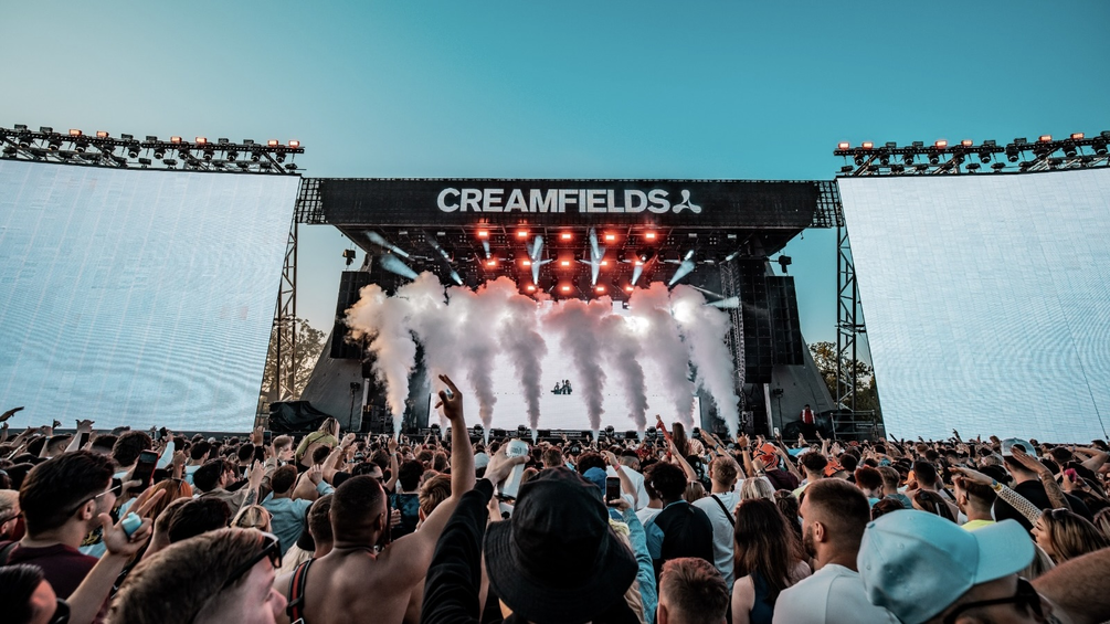 Creamfields issue urgent weather warning as Storm Lillian hits festival