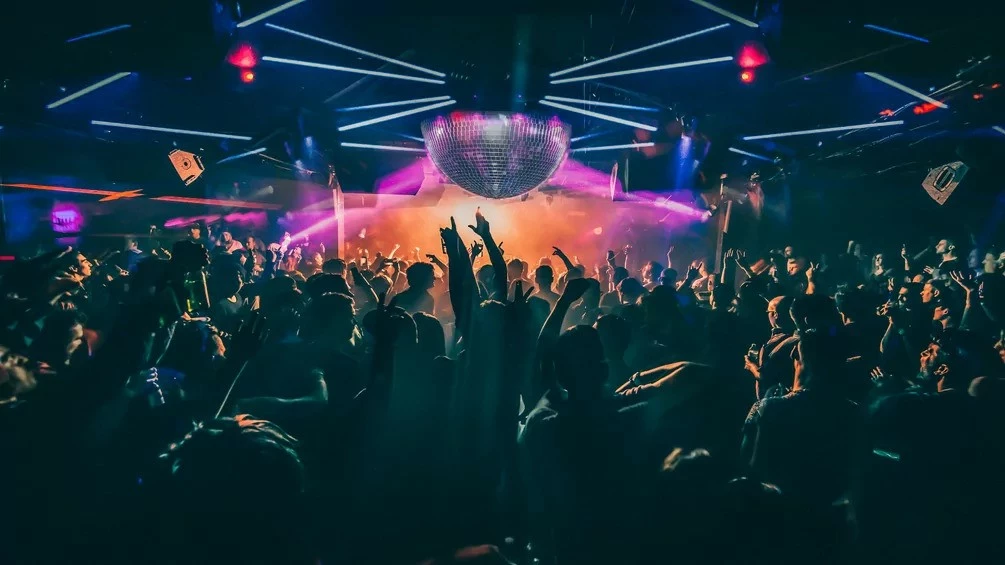 New bylaws for Toronto nightlife come into effect on 1st January 2025