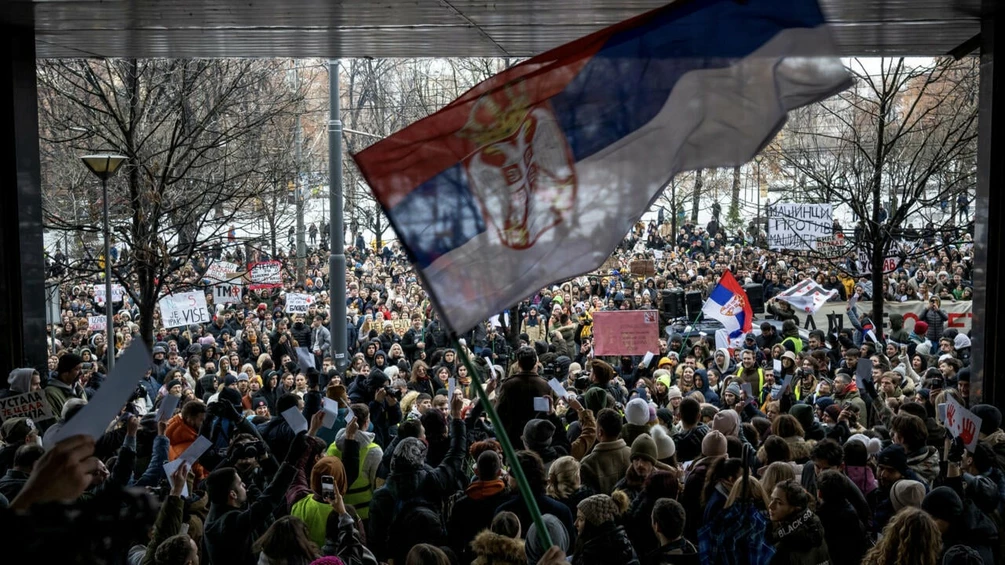 Serbian nightclubs join general strike amid student-led protests