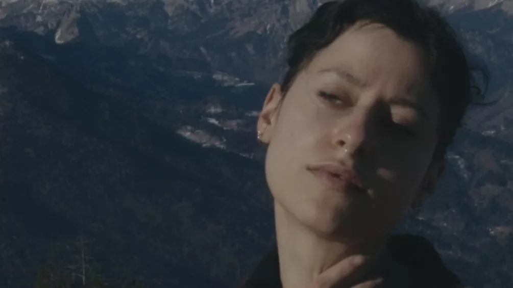 Premiere: WTNS ‘muer/durer’