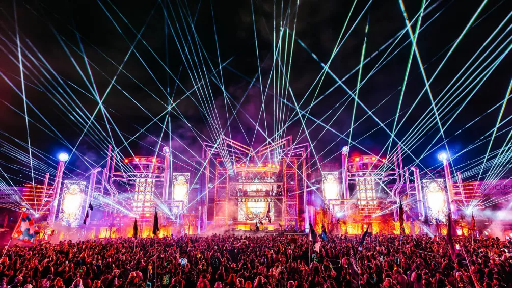 Watch EDC Las Vegas sets from Armin van Buuren, Tiësto, Sara Landry, more