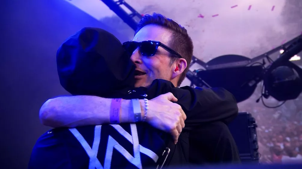 Darude celebrates 25 years of ‘Sandstorm’ with Alan Walker at Tomorrowland: Watch